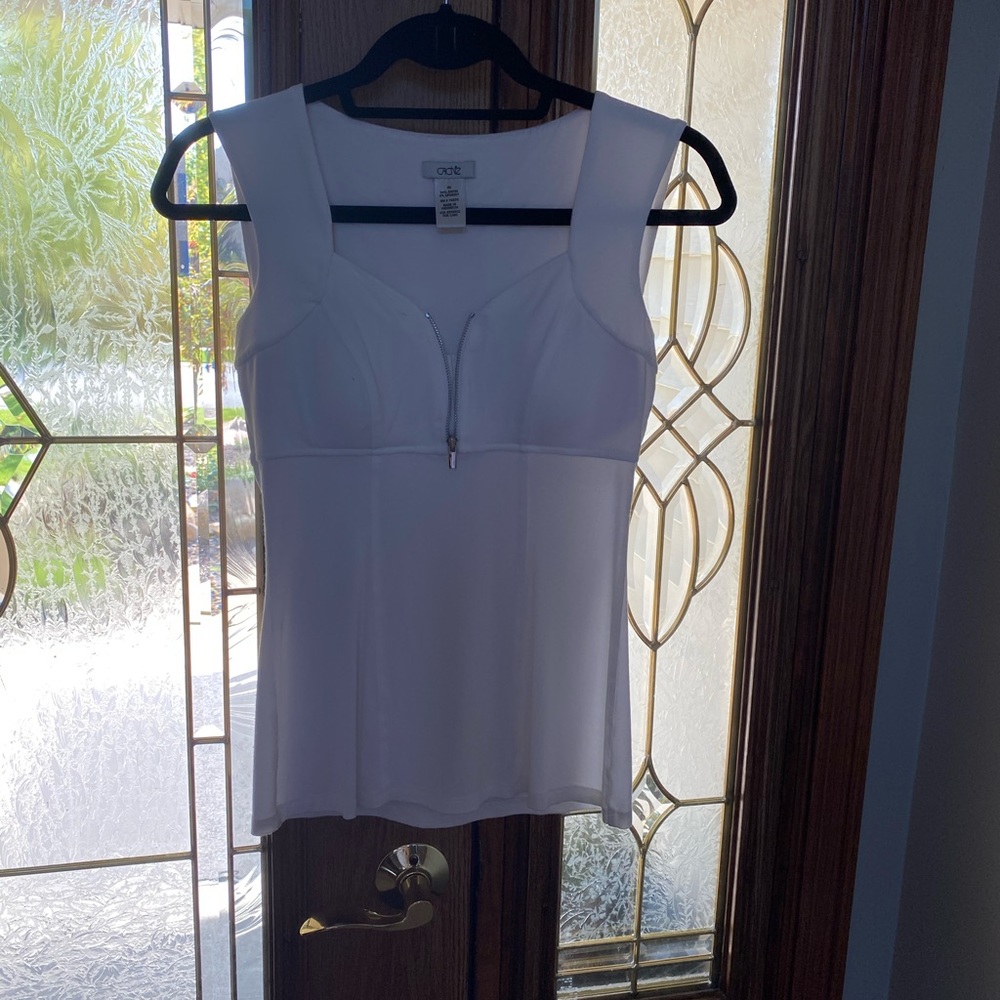 CACHE XS top